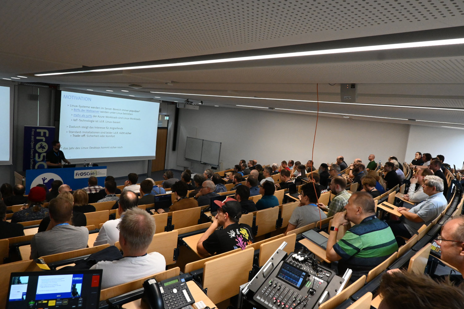 Audience of my lecture (Credits: Henning Rohde)